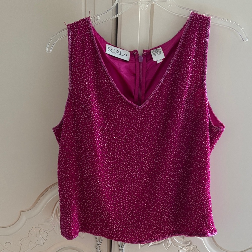 Scala Beaded V-Neck Tank Top in Fuchsia